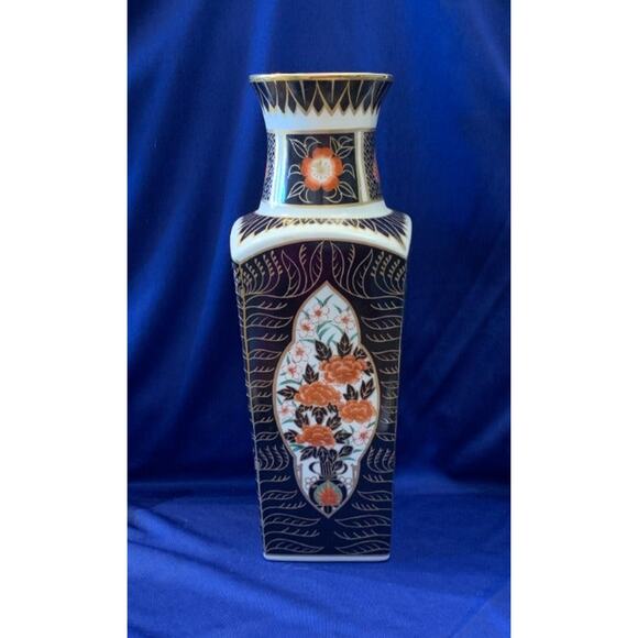 Vintage Porcelain Shogun Vase Black and White with Orange Flowers 10" tall - Picture 2 of 6
